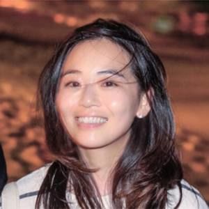 Meet your Posher, Chloe